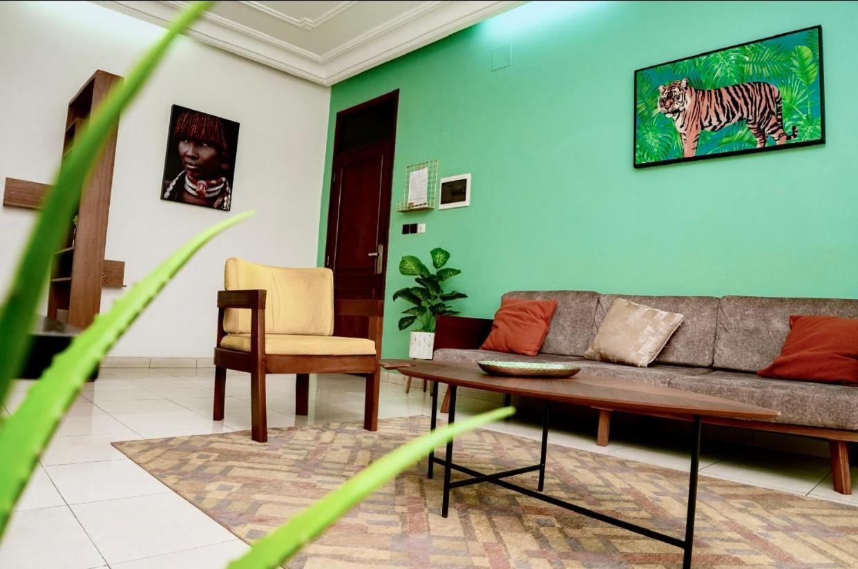 Ros'Appart Yaoundé Exteriér fotografie